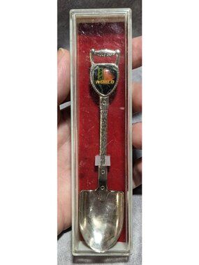 Vintage Retro Souvenir Sea World Mini Shovel Spoon Collectible Boxed